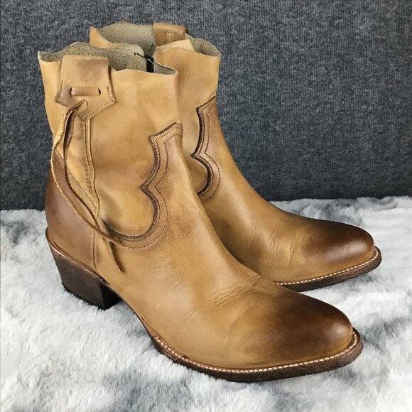 Rare Overland Handmade Carly Cowhide Leather Ankle Boots Yoke and Tassel Detail - Picture 1 of 11